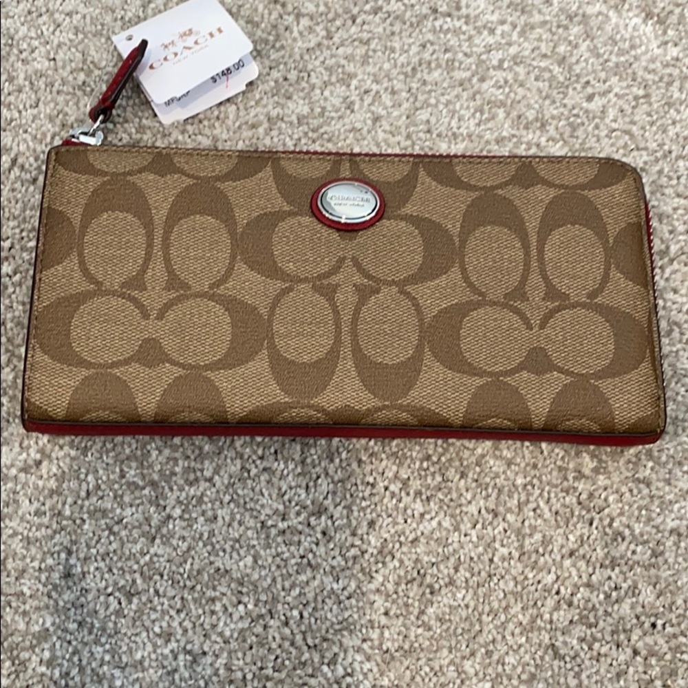 Coach NWT Signature Wallet